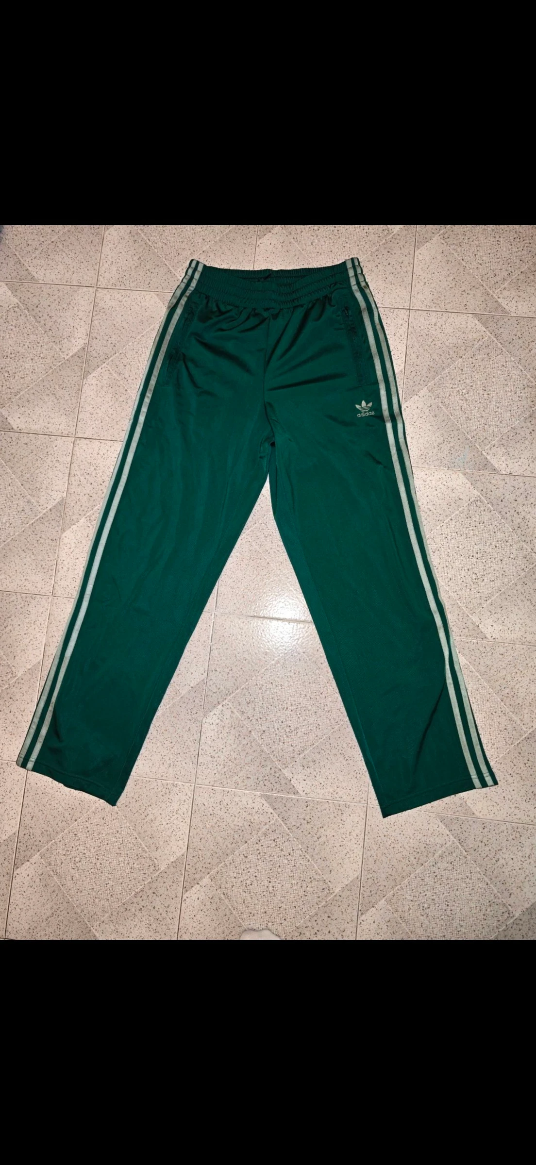 Pantalón verde oscuro Adidas Firebird talla S